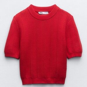 ZARA Red Cropped Knit Short Sleeve Sweater - Small
